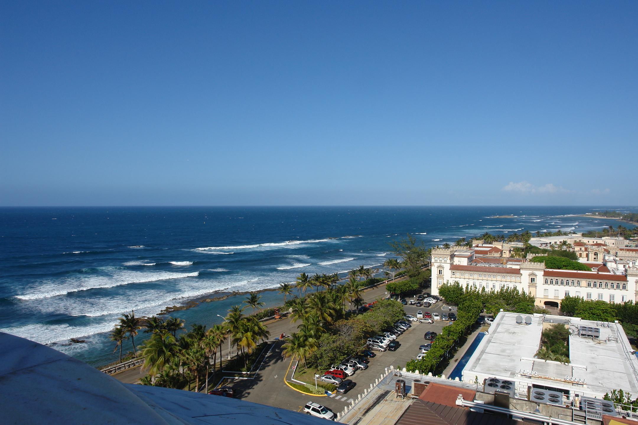 Capitolio de Puerto Rico - San Juan (Puerta de Tierra) - 2011 00120